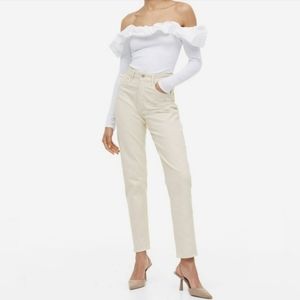 H&M Cream Skinny Jeans. Size 25.  Like New!